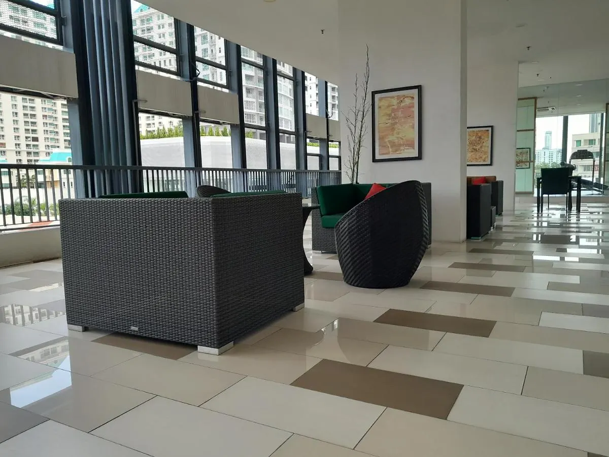 The Landmark Comfort Relax Spacious Sea View By Iz Tanjong Tokong