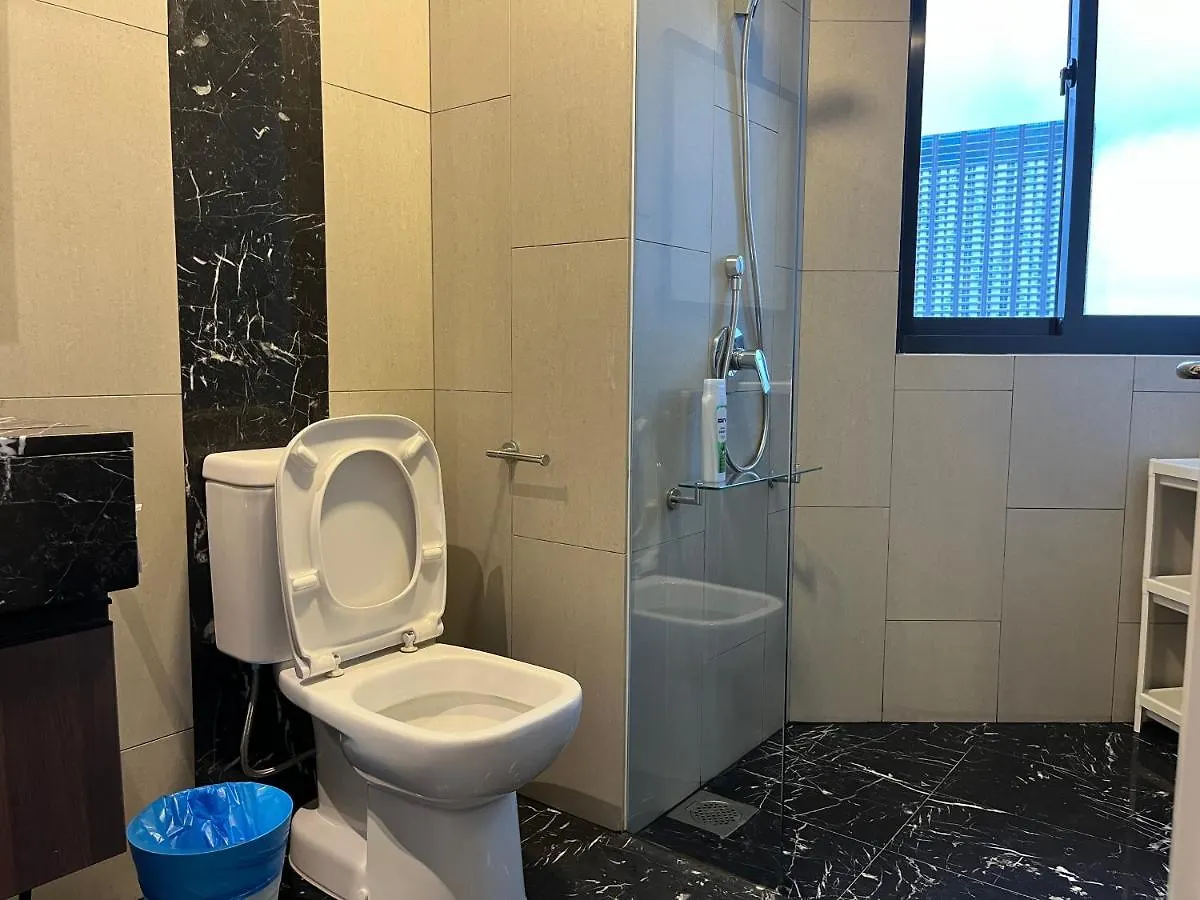 The Landmark Comfort Relax Spacious Sea View By Iz Tanjong Tokong